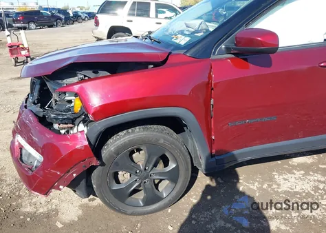 2021 Jeep Compass Altitude 4X4 from USA, damaged, VIN 3C4NJDBB5MT586759